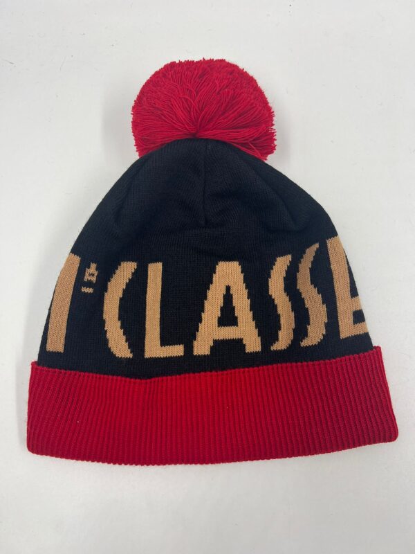1A Classe Cappello Pom Po Black